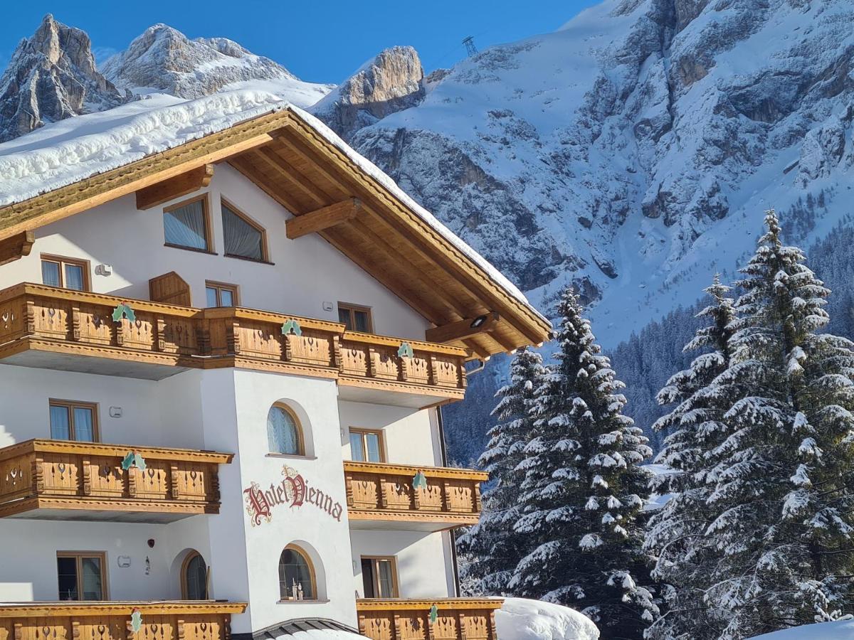 Hotel Vienna San Martino Di Castrozza Exterior foto